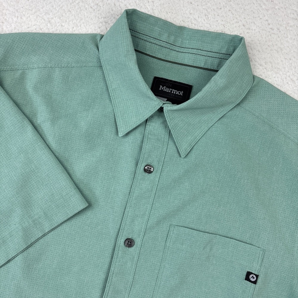 MARMOT Mens Medium Short Sleeve Performance Button Shirt Green Breathable Hiking